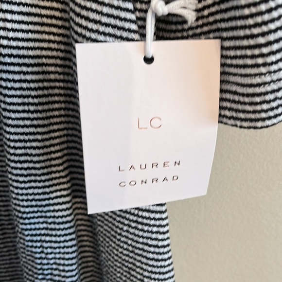 Women’s NWT XL Lauren Conrad shirt - Picture 2 of 5